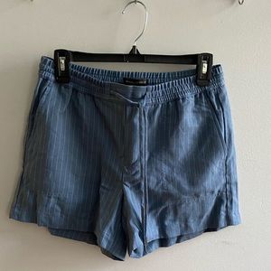 Banana Republic size XS shorts, blue with white stripes, NWT